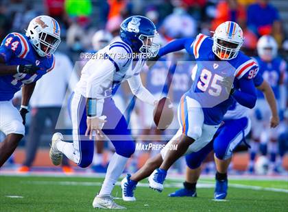 Thumbnail 1 in Riverside-Brookfield @ East St. Louis (IHSA 6A First Round Playoff) photogallery.