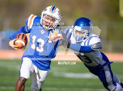 Thumbnail 2 in Riverside-Brookfield @ East St. Louis (IHSA 6A First Round Playoff) photogallery.