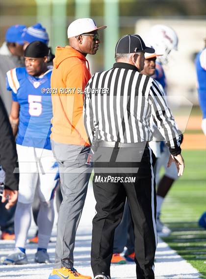 Thumbnail 1 in Riverside-Brookfield @ East St. Louis (IHSA 6A First Round Playoff) photogallery.