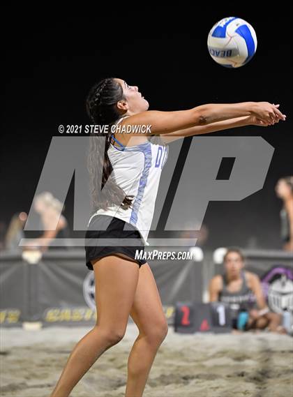 Thumbnail 2 in O'Connor vs Perry @ Casteel (AIA Division 1 Semifinals) photogallery.