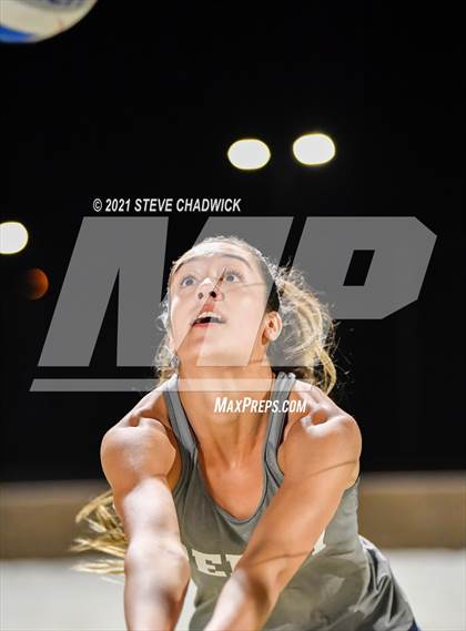 Thumbnail 3 in O'Connor vs Perry @ Casteel (AIA Division 1 Semifinals) photogallery.