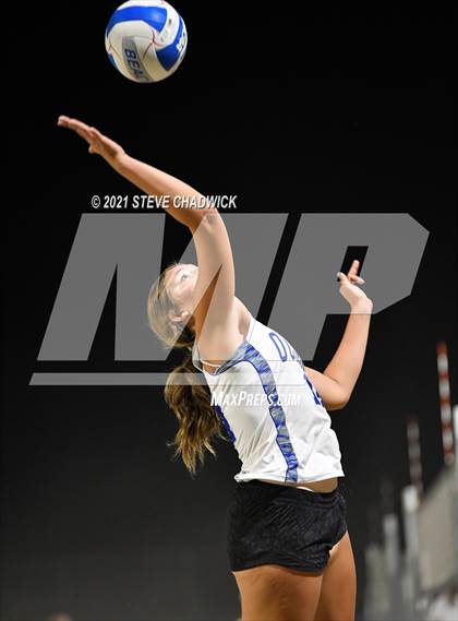 Thumbnail 1 in O'Connor vs Perry @ Casteel (AIA Division 1 Semifinals) photogallery.