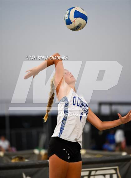 Thumbnail 3 in O'Connor vs Perry @ Casteel (AIA Division 1 Semifinals) photogallery.