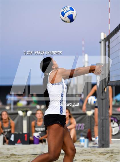 Thumbnail 1 in O'Connor vs Perry @ Casteel (AIA Division 1 Semifinals) photogallery.