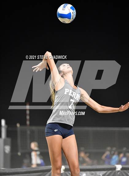 Thumbnail 3 in O'Connor vs Perry @ Casteel (AIA Division 1 Semifinals) photogallery.