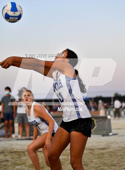 Thumbnail 1 in O'Connor vs Perry @ Casteel (AIA Division 1 Semifinals) photogallery.