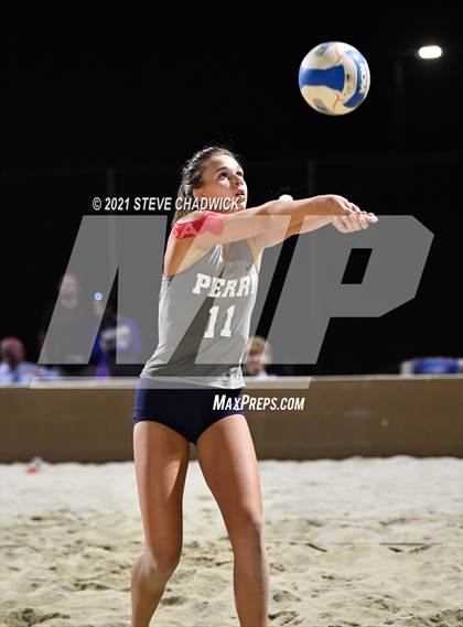 Thumbnail 2 in O'Connor vs Perry @ Casteel (AIA Division 1 Semifinals) photogallery.