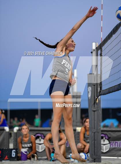 Thumbnail 2 in O'Connor vs Perry @ Casteel (AIA Division 1 Semifinals) photogallery.