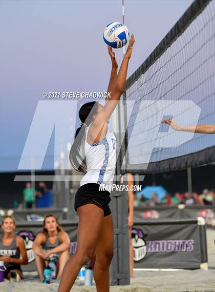 Thumbnail 3 in O'Connor vs Perry @ Casteel (AIA Division 1 Semifinals) photogallery.
