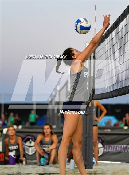 Thumbnail 2 in O'Connor vs Perry @ Casteel (AIA Division 1 Semifinals) photogallery.