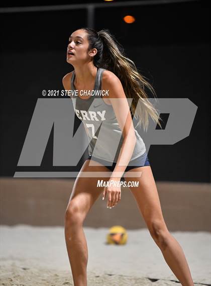 Thumbnail 2 in O'Connor vs Perry @ Casteel (AIA Division 1 Semifinals) photogallery.