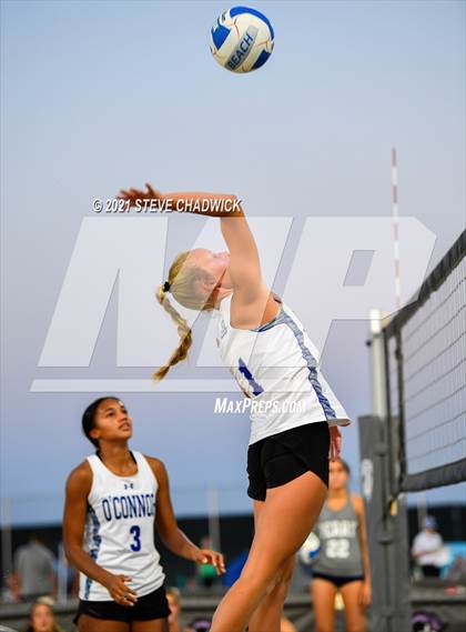 Thumbnail 3 in O'Connor vs Perry @ Casteel (AIA Division 1 Semifinals) photogallery.