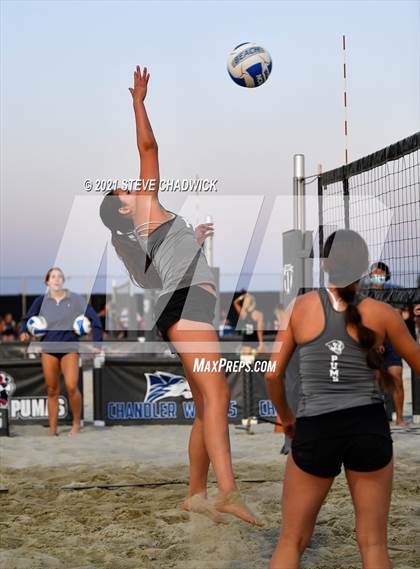Thumbnail 1 in O'Connor vs Perry @ Casteel (AIA Division 1 Semifinals) photogallery.