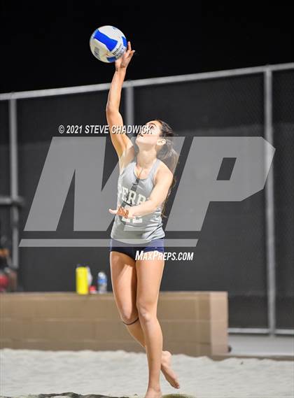 Thumbnail 2 in O'Connor vs Perry @ Casteel (AIA Division 1 Semifinals) photogallery.