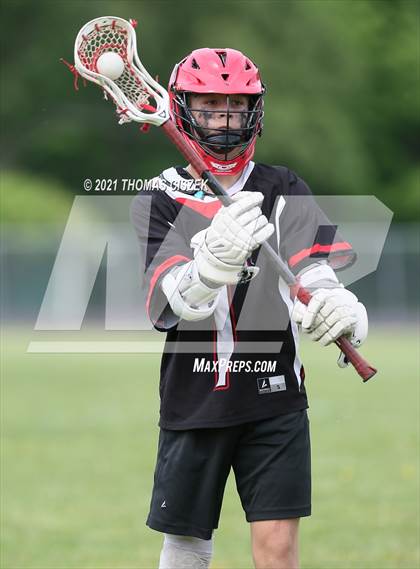 Thumbnail 2 in J.P. Stevens vs St Thomas Aquinas photogallery.