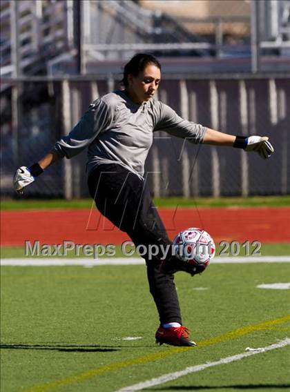 Thumbnail 2 in Dawson [Glenda] vs Cinco Ranch (Pearland Soccer Classic) photogallery.