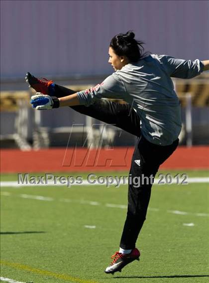 Thumbnail 2 in Dawson [Glenda] vs Cinco Ranch (Pearland Soccer Classic) photogallery.
