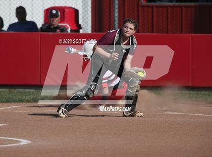 Thumbnail 1 in Vinton County @ Logan Elm (OHSSA D2 Sectional Final) photogallery.