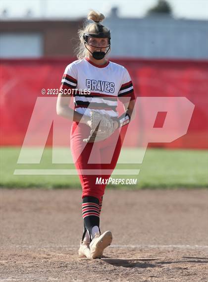 Thumbnail 3 in Vinton County @ Logan Elm (OHSSA D2 Sectional Final) photogallery.