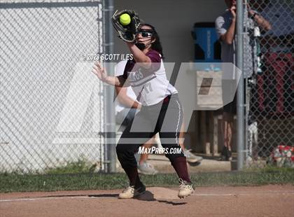 Thumbnail 3 in Vinton County @ Logan Elm (OHSSA D2 Sectional Final) photogallery.