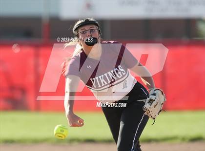 Thumbnail 3 in Vinton County @ Logan Elm (OHSSA D2 Sectional Final) photogallery.
