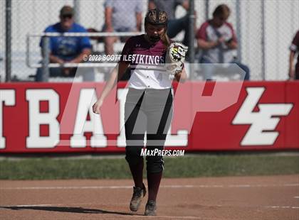 Thumbnail 2 in Vinton County @ Logan Elm (OHSSA D2 Sectional Final) photogallery.