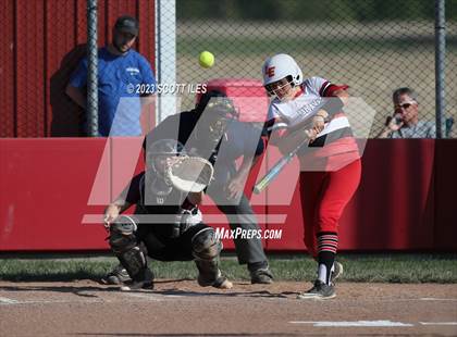 Thumbnail 2 in Vinton County @ Logan Elm (OHSSA D2 Sectional Final) photogallery.