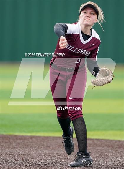 Thumbnail 3 in North Forney vs Hillsboro (Ellis County Invitational) photogallery.