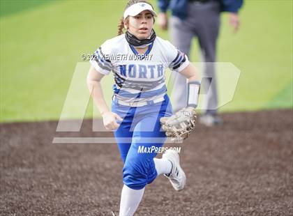 Thumbnail 3 in North Forney vs Hillsboro (Ellis County Invitational) photogallery.