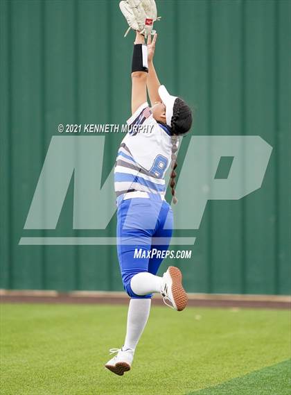 Thumbnail 3 in North Forney vs Hillsboro (Ellis County Invitational) photogallery.