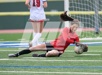 Thumbnail 3 in Lee vs Churchill photogallery.