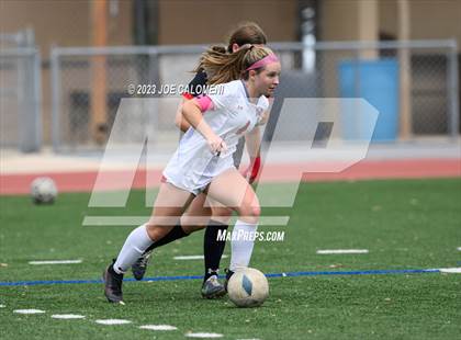 Thumbnail 3 in Lee vs Churchill photogallery.
