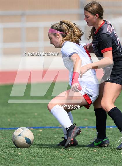 Thumbnail 1 in Lee vs Churchill photogallery.