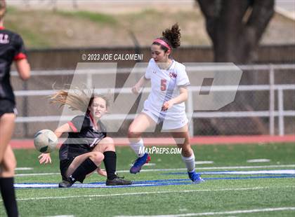 Thumbnail 3 in Lee vs Churchill photogallery.