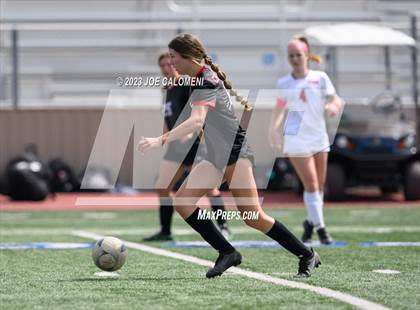 Thumbnail 3 in Lee vs Churchill photogallery.