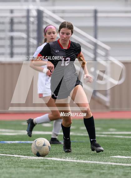 Thumbnail 1 in Lee vs Churchill photogallery.