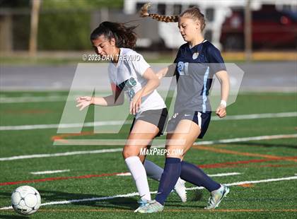 Thumbnail 3 in Hickory vs First Colonial (VHSL 5A Region Semifinal)  photogallery.