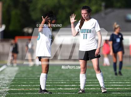 Thumbnail 1 in Hickory vs First Colonial (VHSL 5A Region Semifinal)  photogallery.