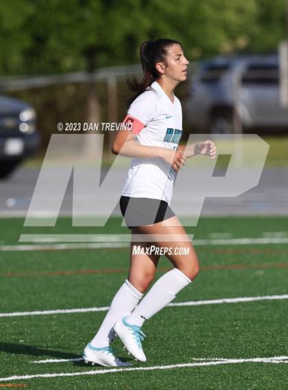 Thumbnail 2 in Hickory vs First Colonial (VHSL 5A Region Semifinal)  photogallery.