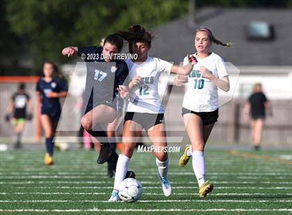 Thumbnail 2 in Hickory vs First Colonial (VHSL 5A Region Semifinal)  photogallery.