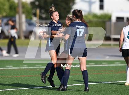 Thumbnail 3 in Hickory vs First Colonial (VHSL 5A Region Semifinal)  photogallery.