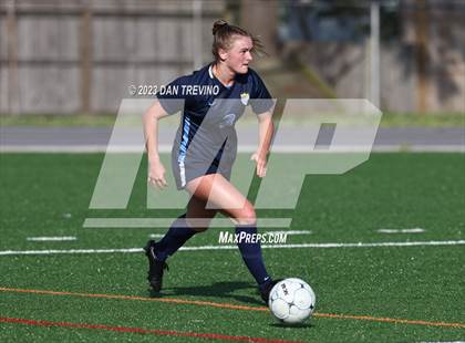 Thumbnail 1 in Hickory vs First Colonial (VHSL 5A Region Semifinal)  photogallery.