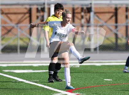 Thumbnail 3 in Hickory vs First Colonial (VHSL 5A Region Semifinal)  photogallery.