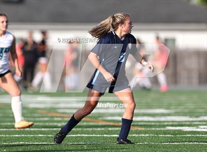 Thumbnail 3 in Hickory vs First Colonial (VHSL 5A Region Semifinal)  photogallery.