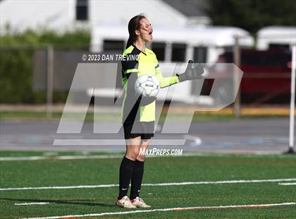 Thumbnail 1 in Hickory vs First Colonial (VHSL 5A Region Semifinal)  photogallery.