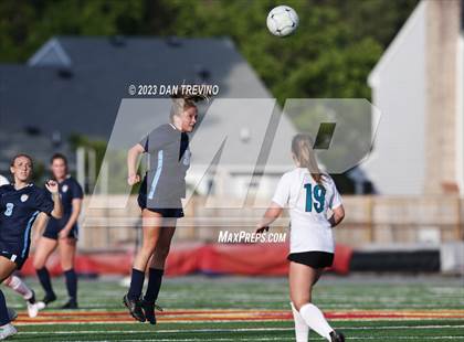 Thumbnail 2 in Hickory vs First Colonial (VHSL 5A Region Semifinal)  photogallery.