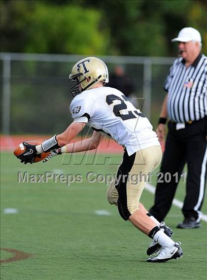 Thumbnail 2 in Trumbull @ Darien photogallery.