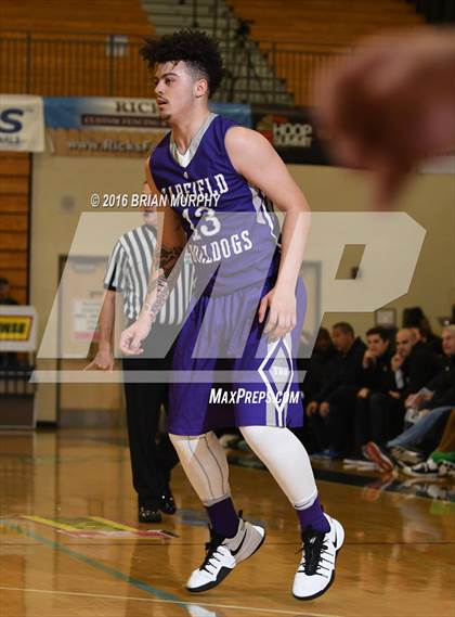 Thumbnail 2 in Garfield vs. Lake Oswego (Les Schwab Invitational) photogallery.