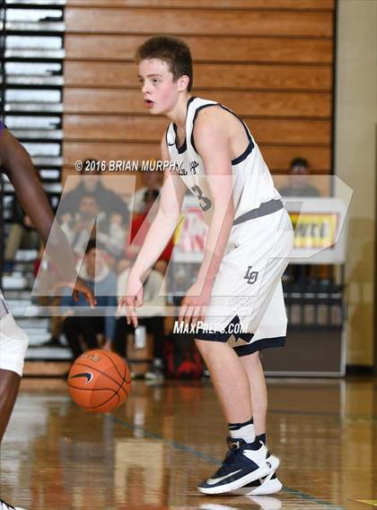 Thumbnail 2 in Garfield vs. Lake Oswego (Les Schwab Invitational) photogallery.