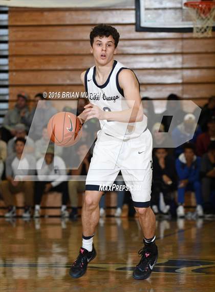 Thumbnail 2 in Garfield vs. Lake Oswego (Les Schwab Invitational) photogallery.